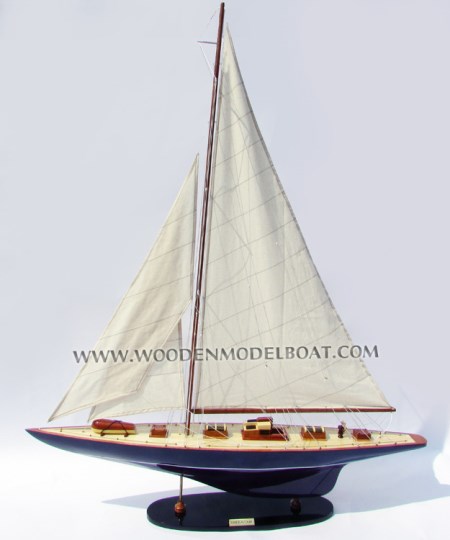 Endeavour Boat Model